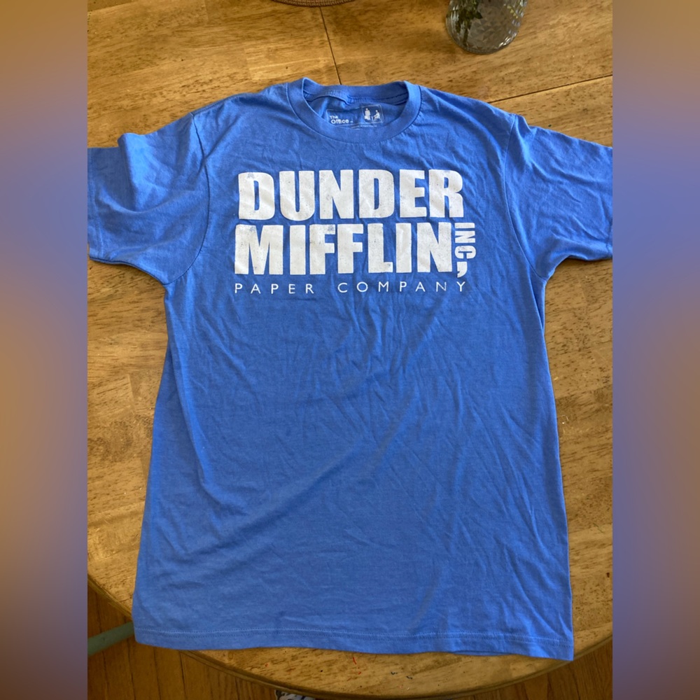 MENS THE OFFICE TEE.  DUNDLER MIFFLIN SIZE Medium.